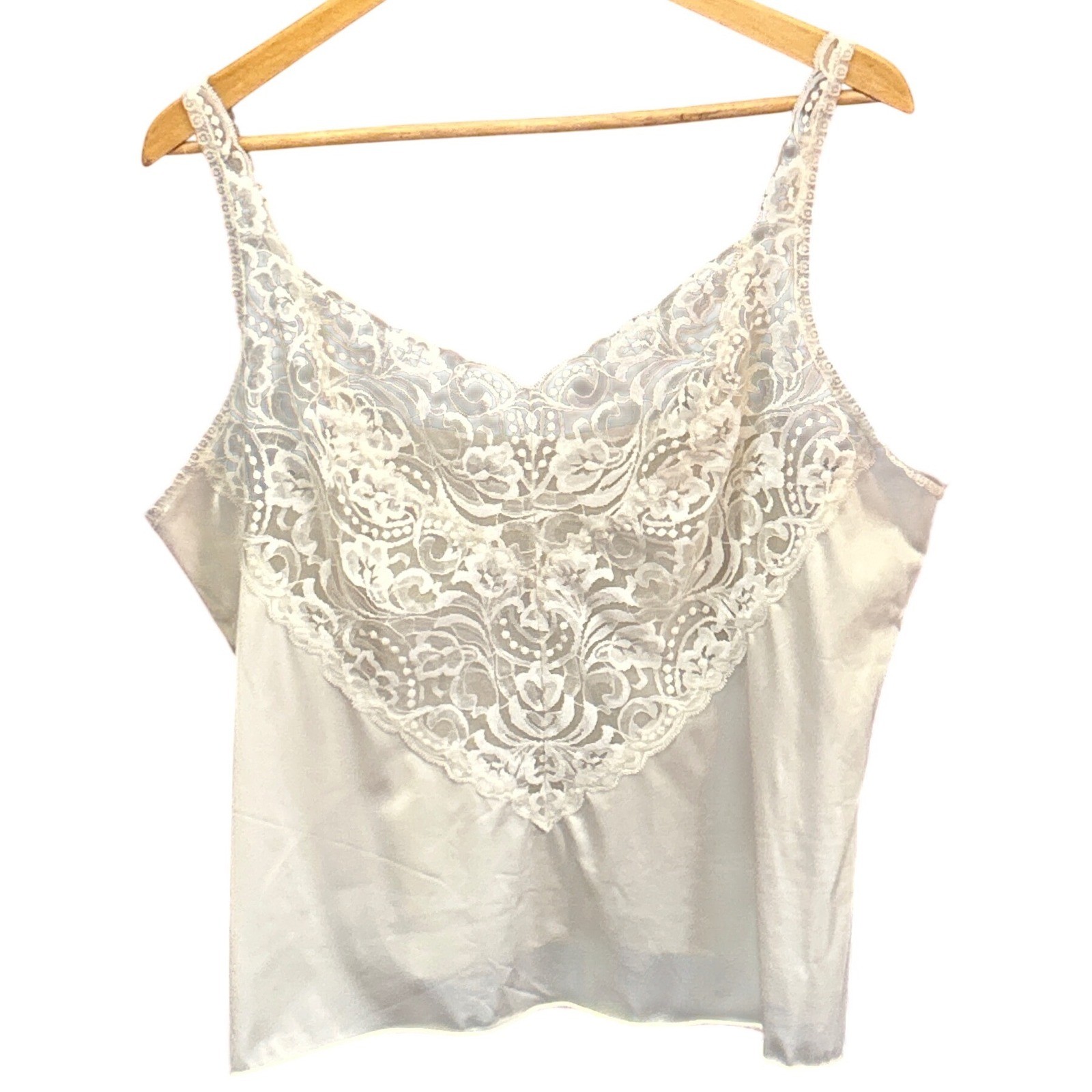 Vintage Vanity Fair Camisole Coquette Cottagecore Ivory Lace Top 17-752 Size 42
