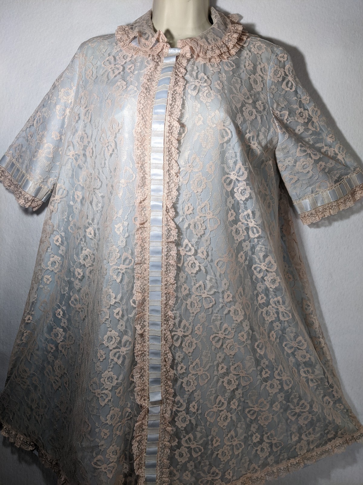 Vintage Odette Barsa Lace Overlay Lined Lingerie Pocket Dressing Robe M