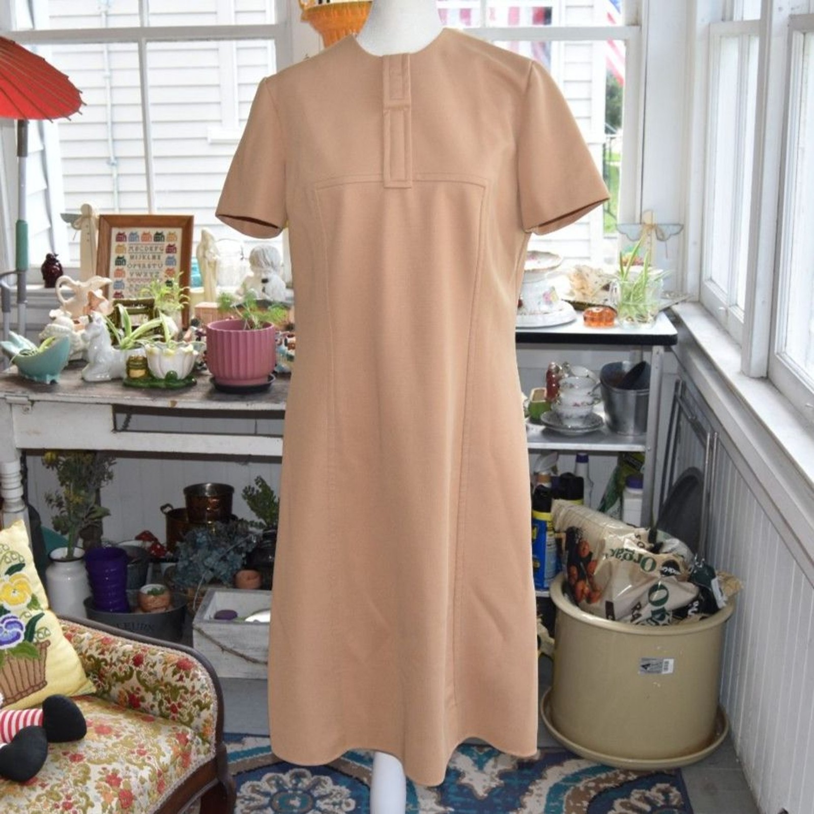 Vintage 60s Mod Shift Dress Koret of California Beige A Line Union Made M