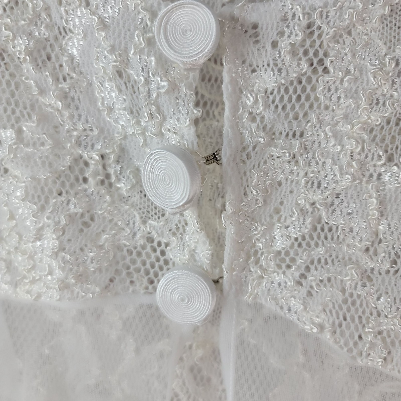 Val Mode Short Sheer Robe White Medium Button Bridal Chiffon Lace Peignoir VTG