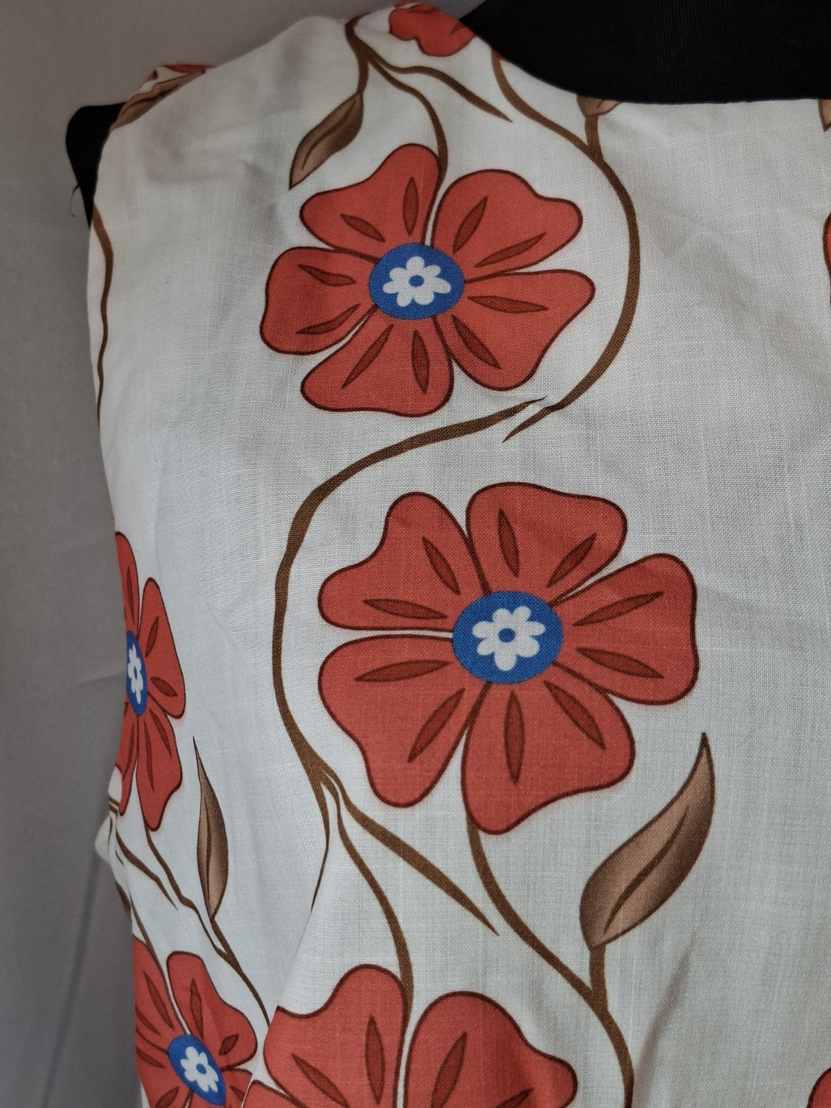 Vintage 60s 70s Mod Flower Power Mini Dress Retro Floral A-Line Shift Dress US 8