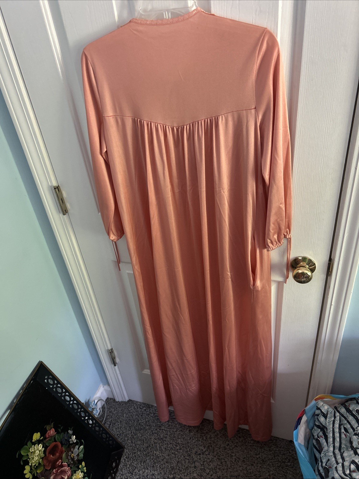 Stunning Vtg GOSSARD ARTEMIS Peach Nylon & Lace Nightgown /robe Small