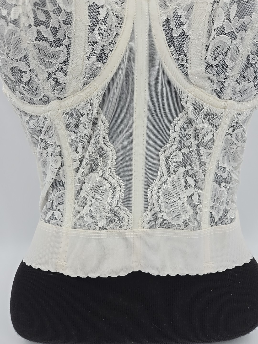 Goddess Style 689 Bra White Lace Shapeware Corsette Bustier Strapless 34DD