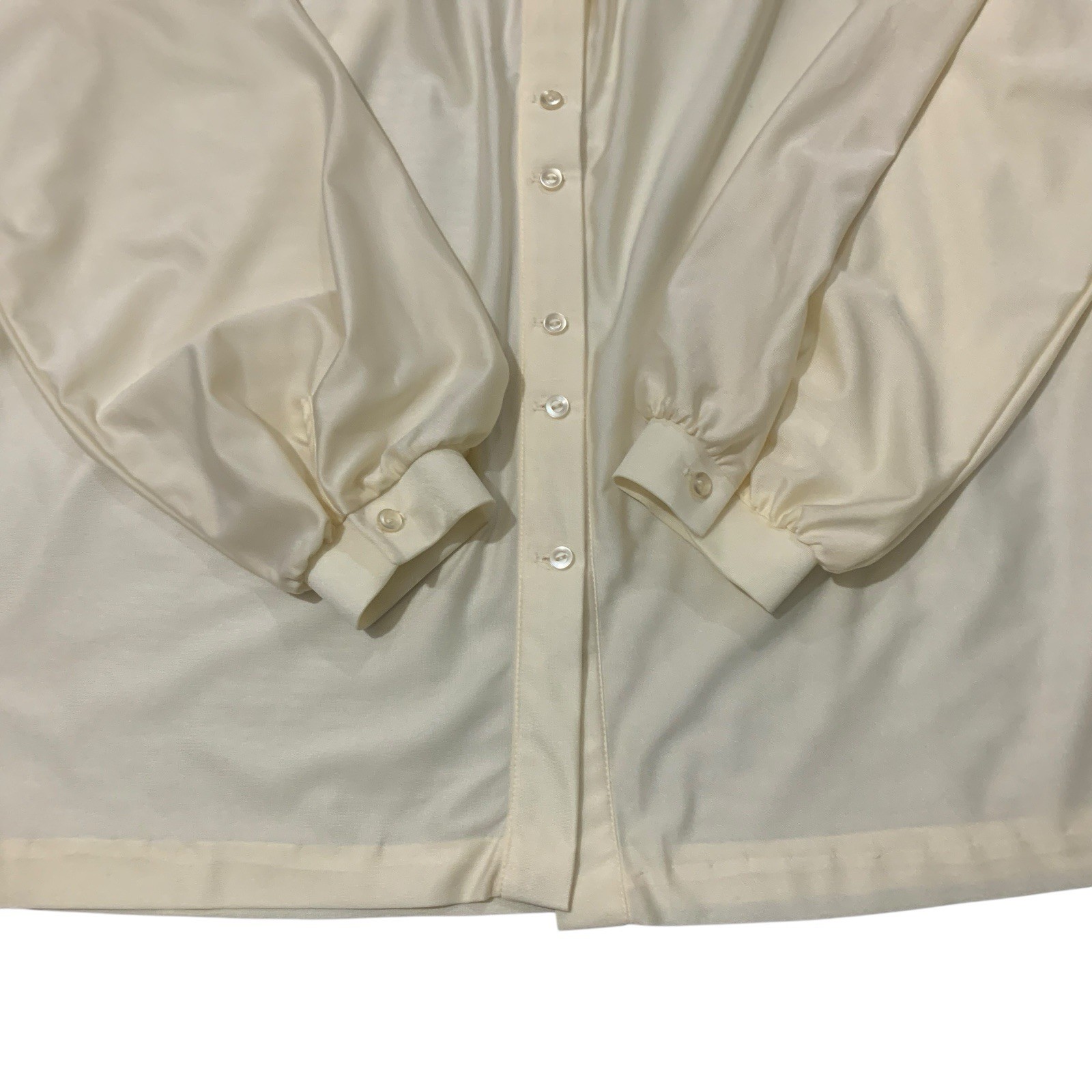 Vintage Styled by Sybil Blouse Button Shirt Size 17 / 18 Ivory 70s Long Sleeve
