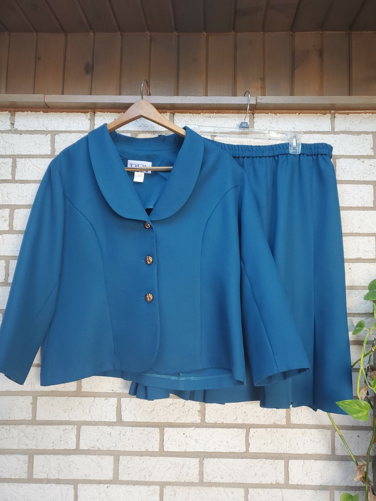bfa classics Womans 2pc Skirt Suit Dark Teal