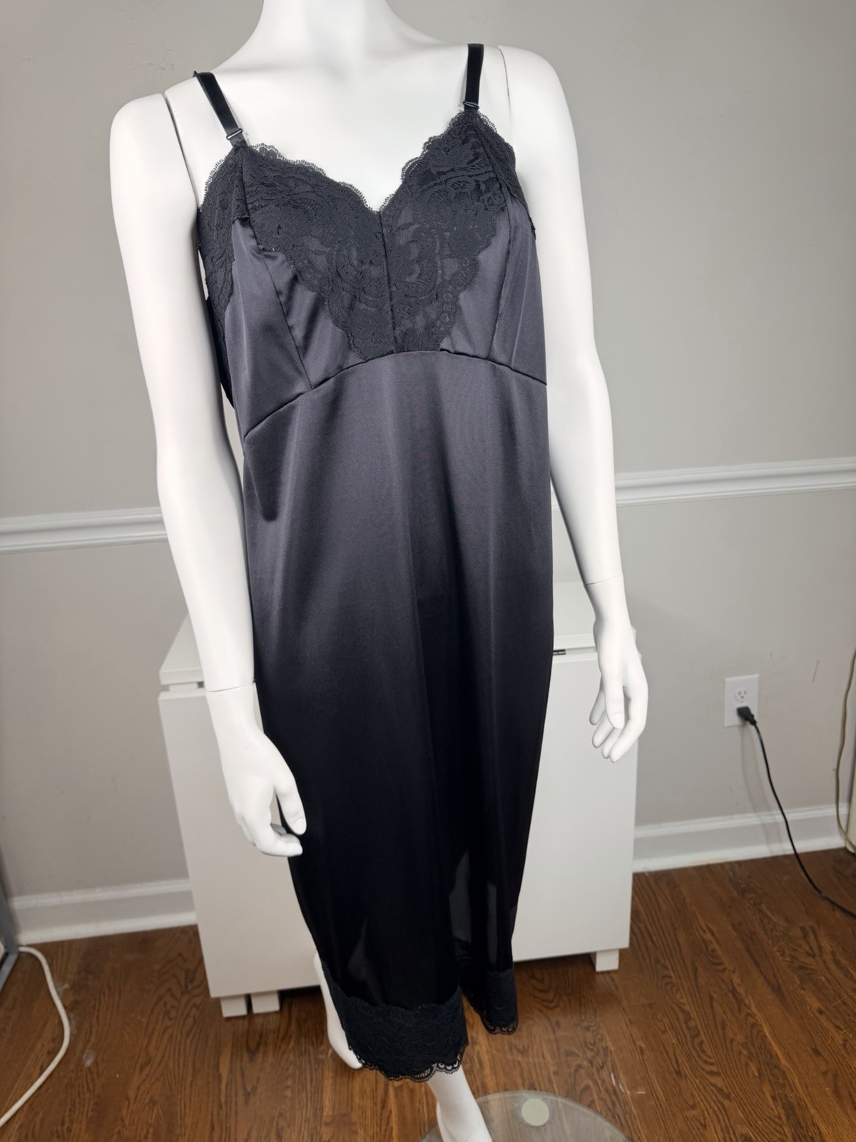 Vintage Dixie Belle Slip Lingerie Womens 44 Black Lace Trim Chemise Made USA