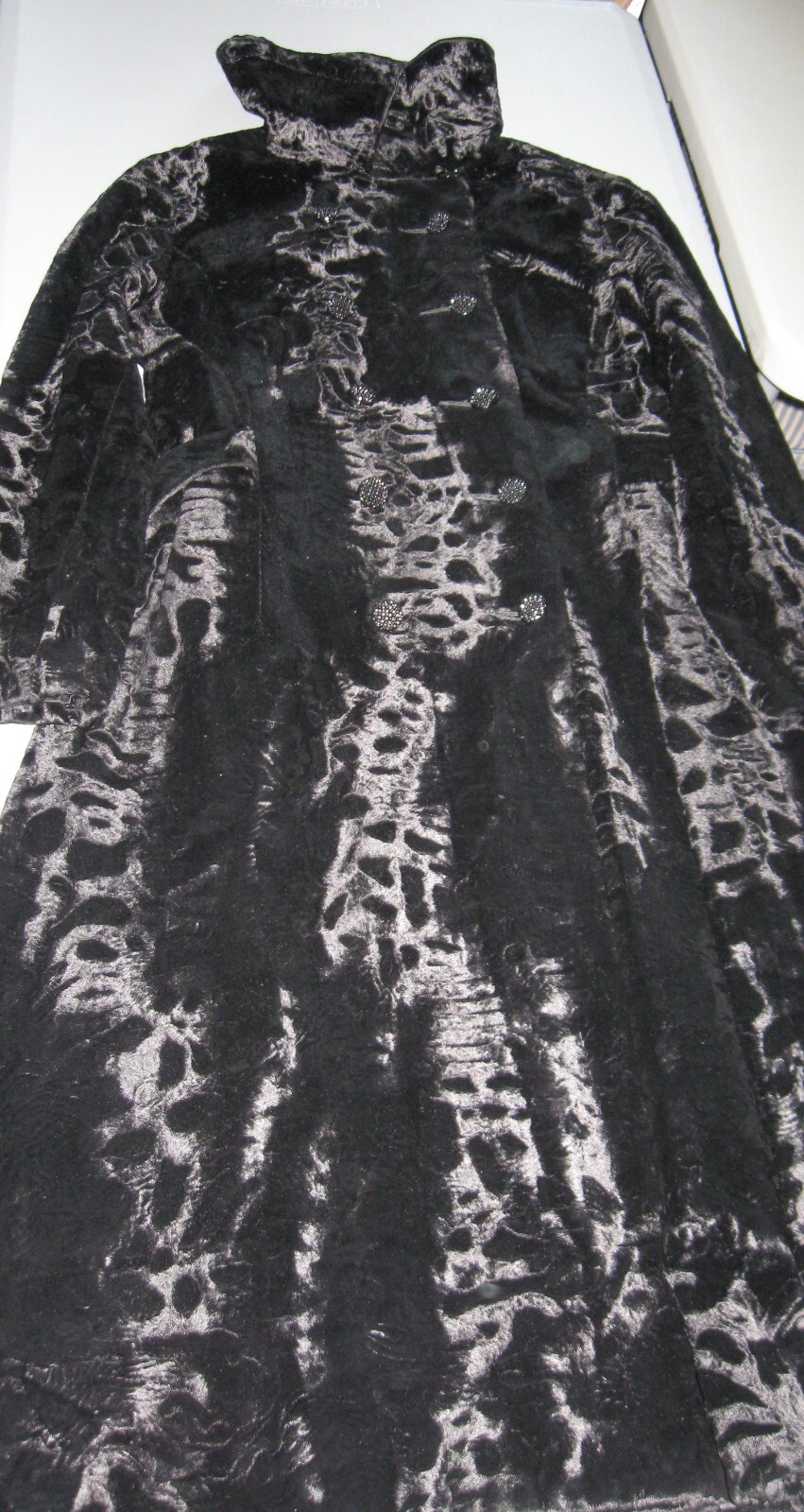 Vintage 1960&rsquo;s Black Crushed Velvet Coat Montaldo&rsquo;s & Borella Sportowne England