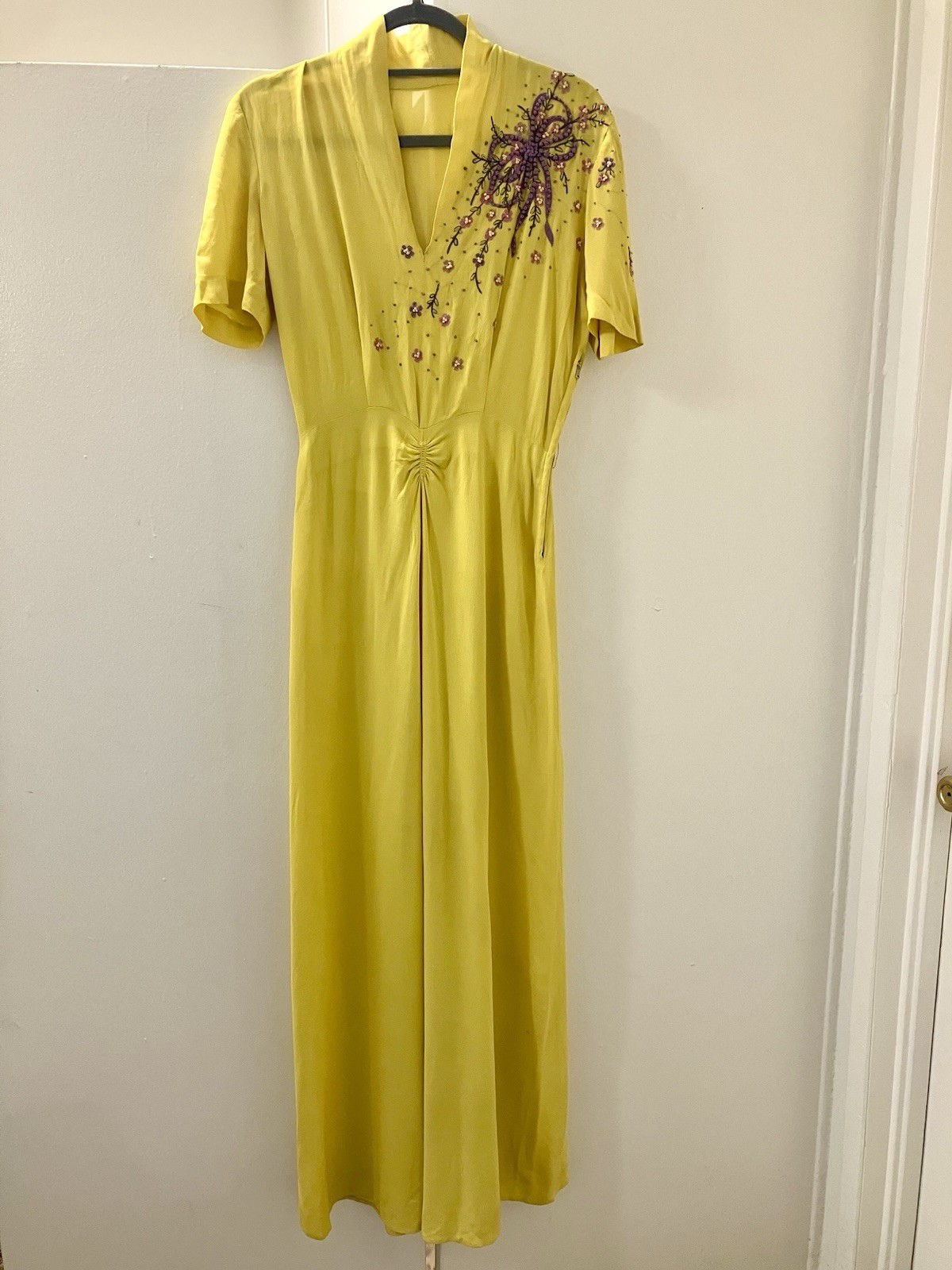 1940s Vintage Yellow Crepe Purple Flowers Embroidered Long Dress Gown Sz S AS IS