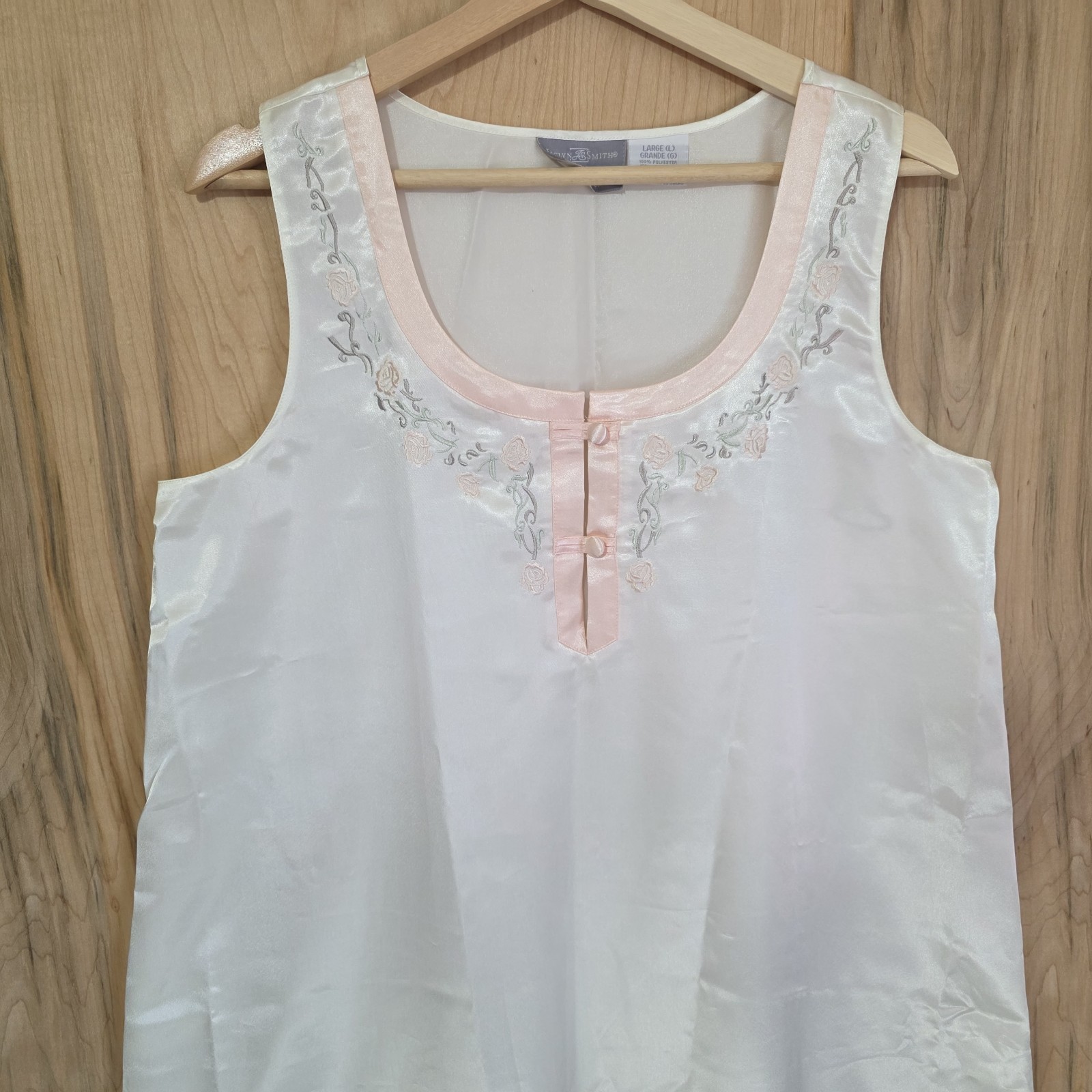 Jacklyn Smith Womens Large Vintage 90s Satin Long Night Gown Embroidered Detail
