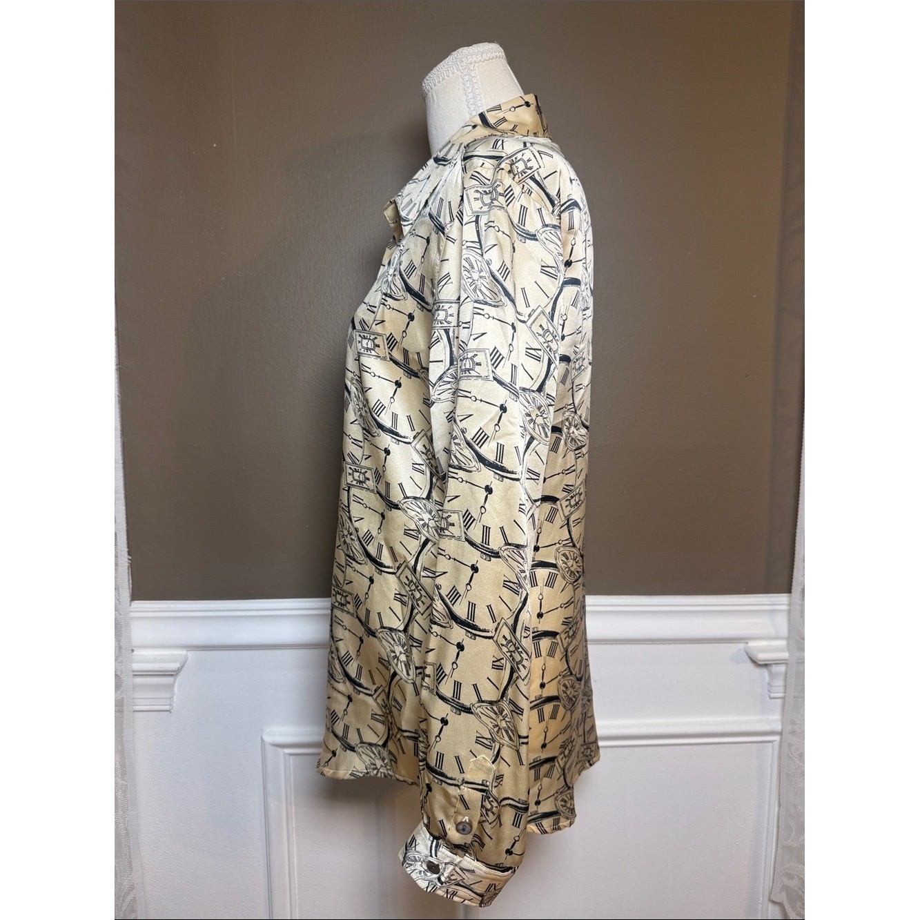 Vintage Rafaella 100% Silk Clock Print Blouse Size 8 Old Money Shirt