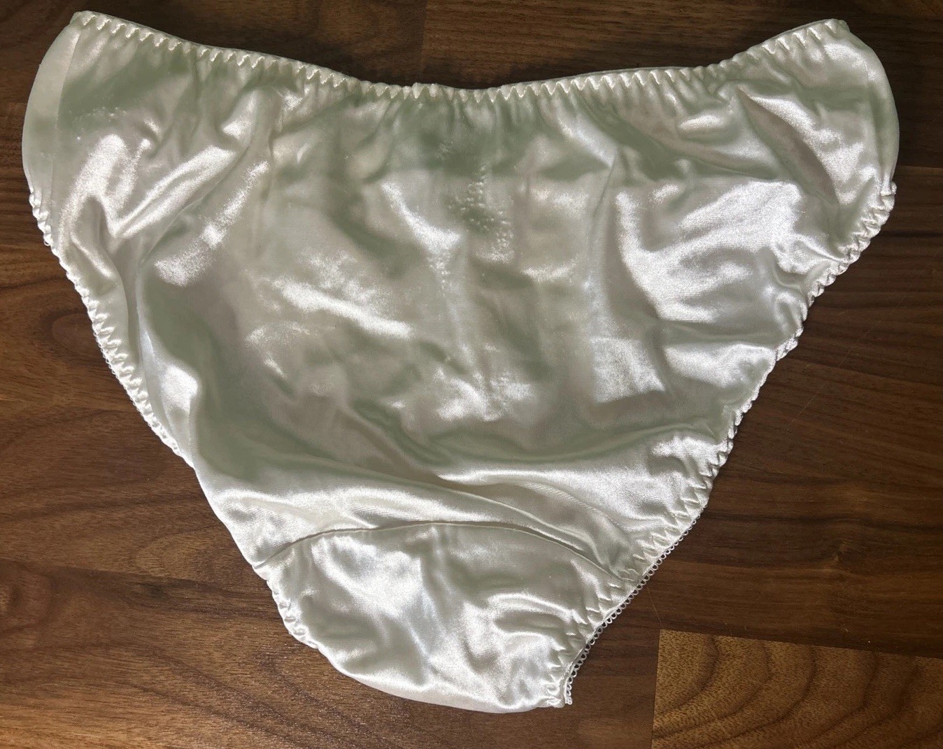 Vtg Maidenform Satin Rendezvous Bikini Panties Medium White Second Skin Shiny