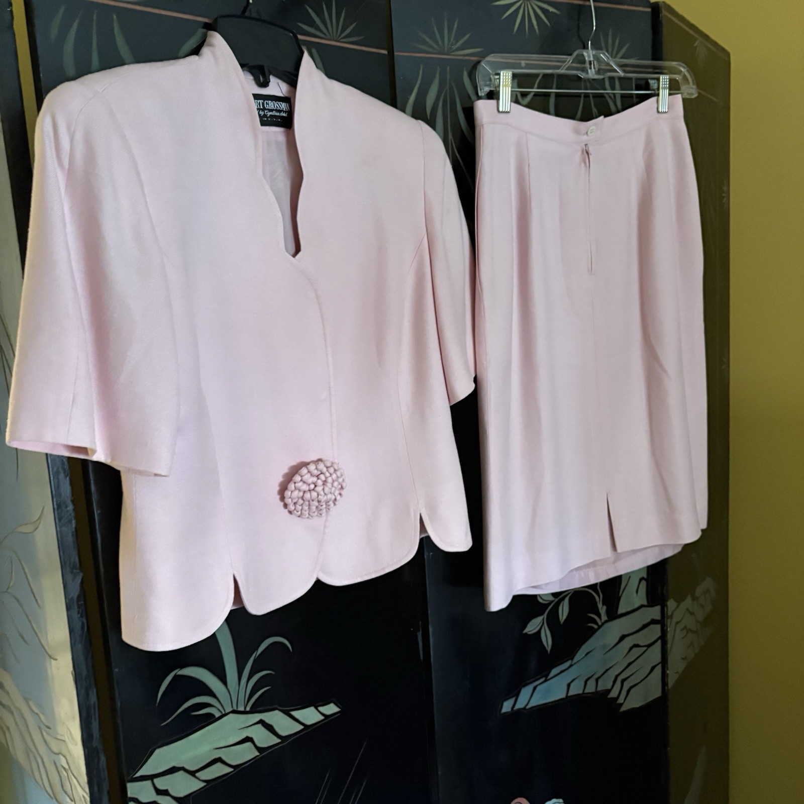 Vintage Pink Women&rsquo;s Skirt Set – Elegant Two-Piece Ensemble, Stunning!