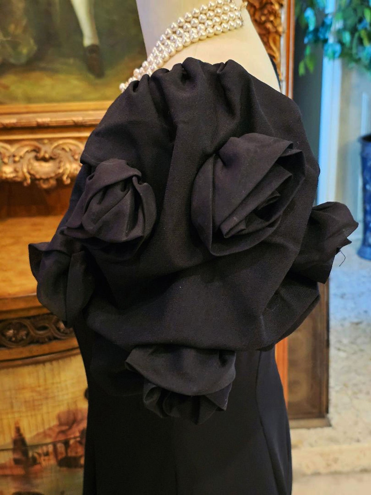 VINTAGE JACK BRYAN &rsquo;80s -&rsquo;90s BLACK EVENING GOWN ROSE SLEEVES HOLLYWOOD GLAMOUR