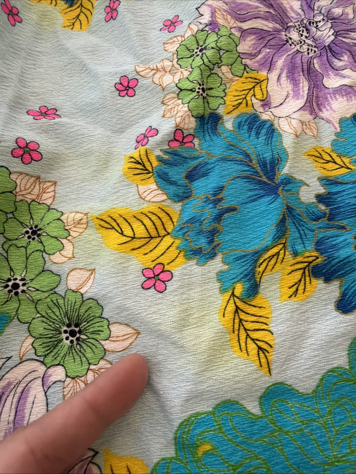 Vintage THC Hawaiian Textiles Long Length Floral Print Size Women’s Med-Large