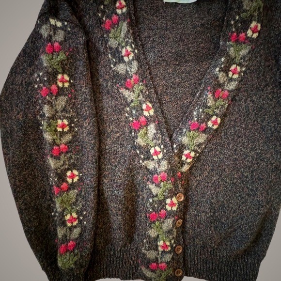 Vintage Components Susan Bristol Shetland Wool Floral Hand Embroidered Cardigan