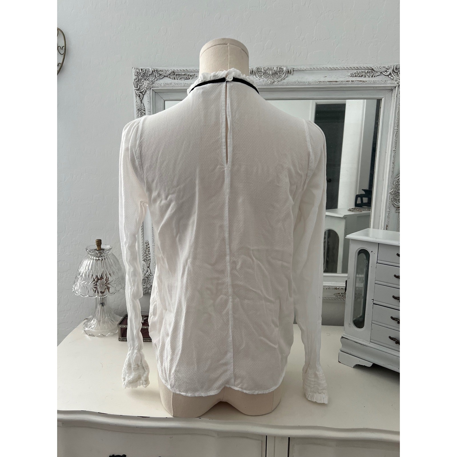 vintage forever 21 victorian style top with velvet bow