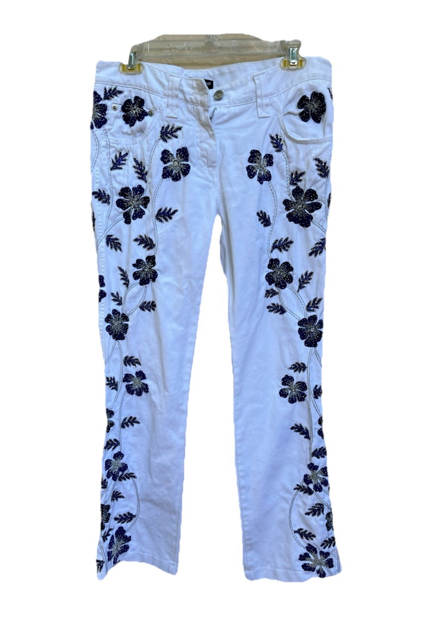 Dolce Gabbana Vintage Women&rsquo;s White Jeans Blue Beaded Flowers.Italy 44