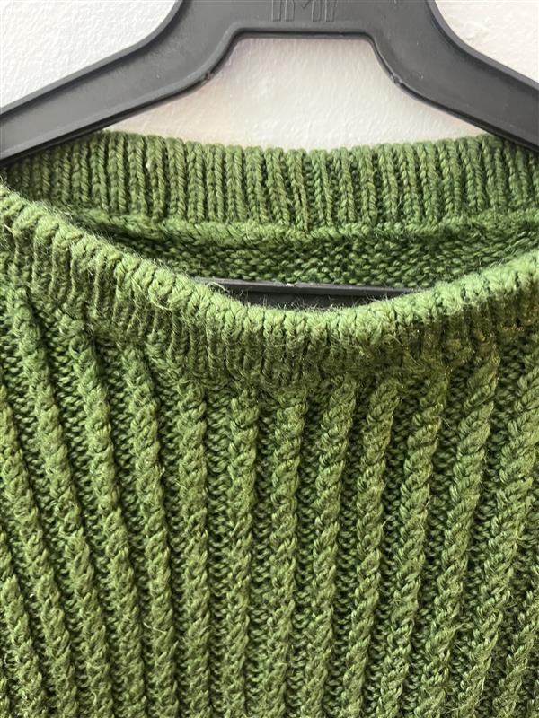 Vintage 1990s Handmade Green Wool Sweater – Cozy Knit Pullover, Family Heirloom