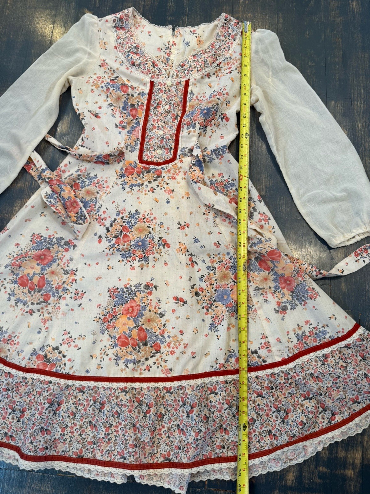 Beautiful 1970s Vintage Prairie Hippie Bohemian Summer Dress S/M Floral