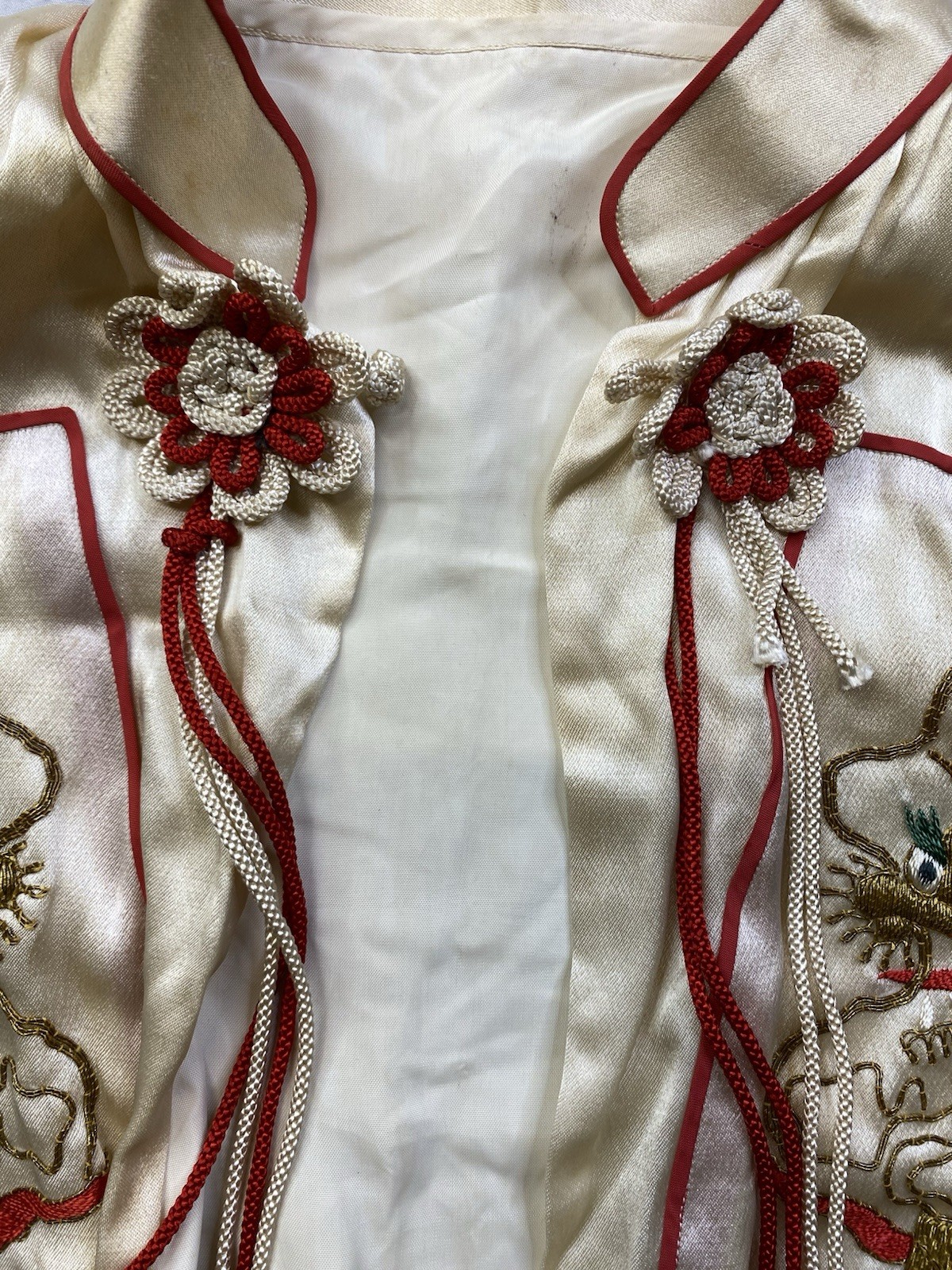 Vintage 50s Silk Golden Dragon Embroidered Chinese Robe Kimono Women’s Size M/L
