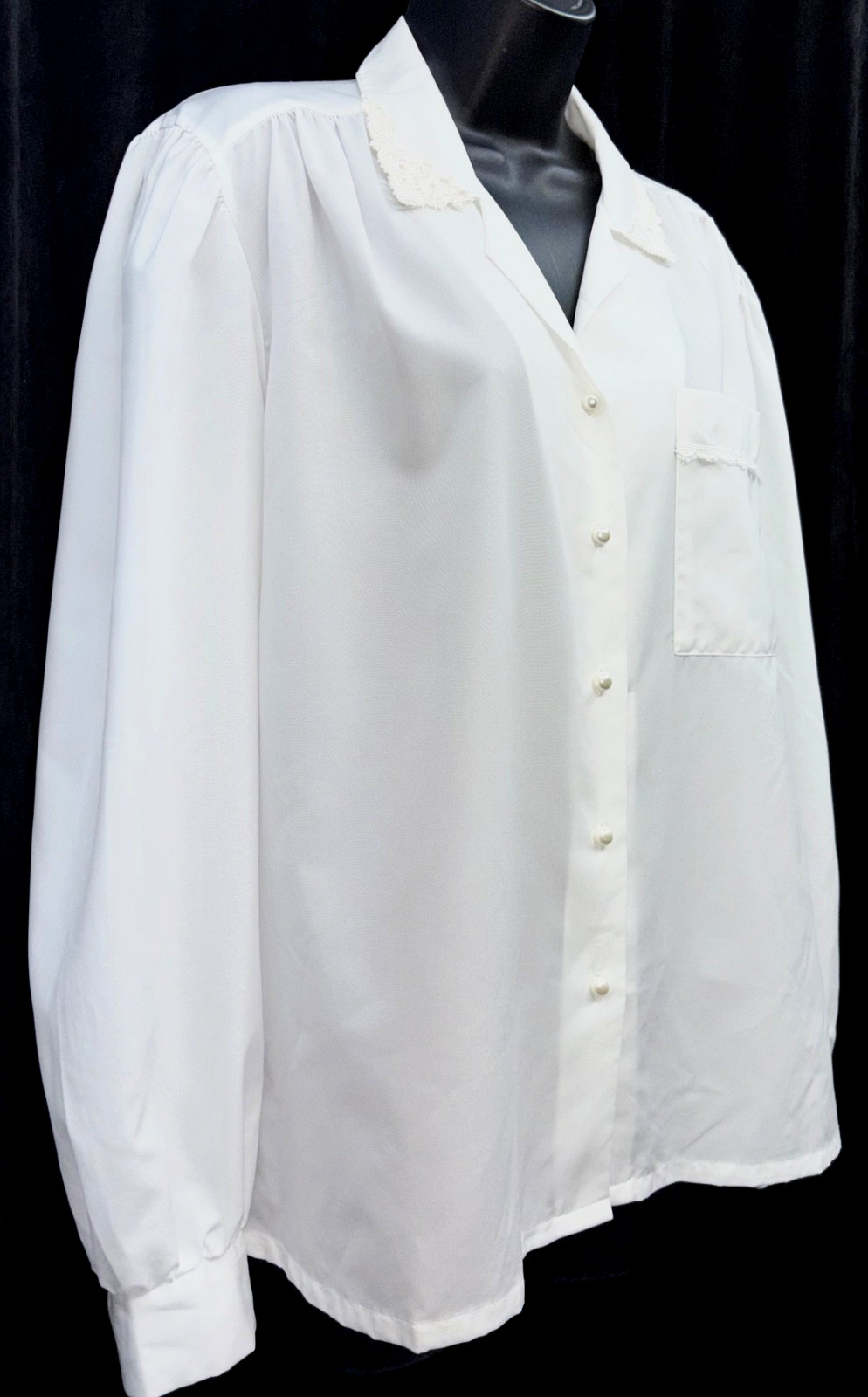 VTG JONQUIL by JUDY BOND Size 14 Button Up Lace Detail Neckline Blouse Ivory