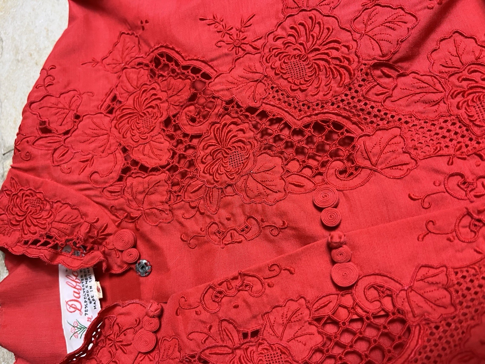 Vintage Daffodil Red Embroidered Blouse S Artsy Lace Button Top China Style Rare