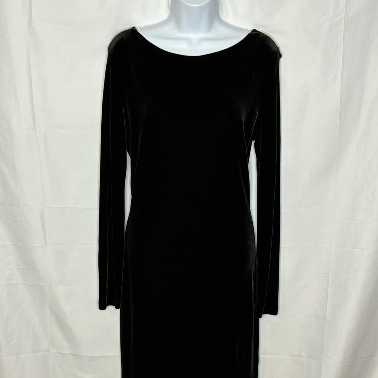 Vintage Bisou Bisou Black Velvet Dress – Estimated size Medium SEE DESCRIPTION