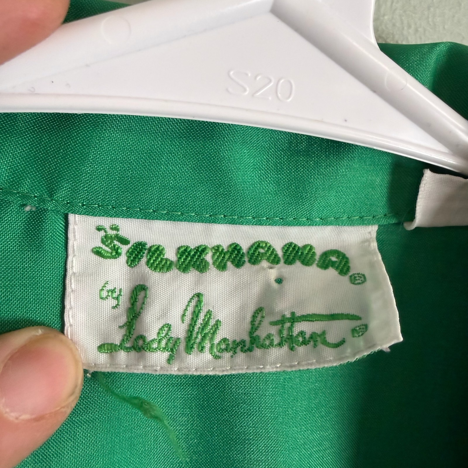 Vintage Silkhana by Lady Manhattan Polyester Green Long Sleeve Blouse MED?