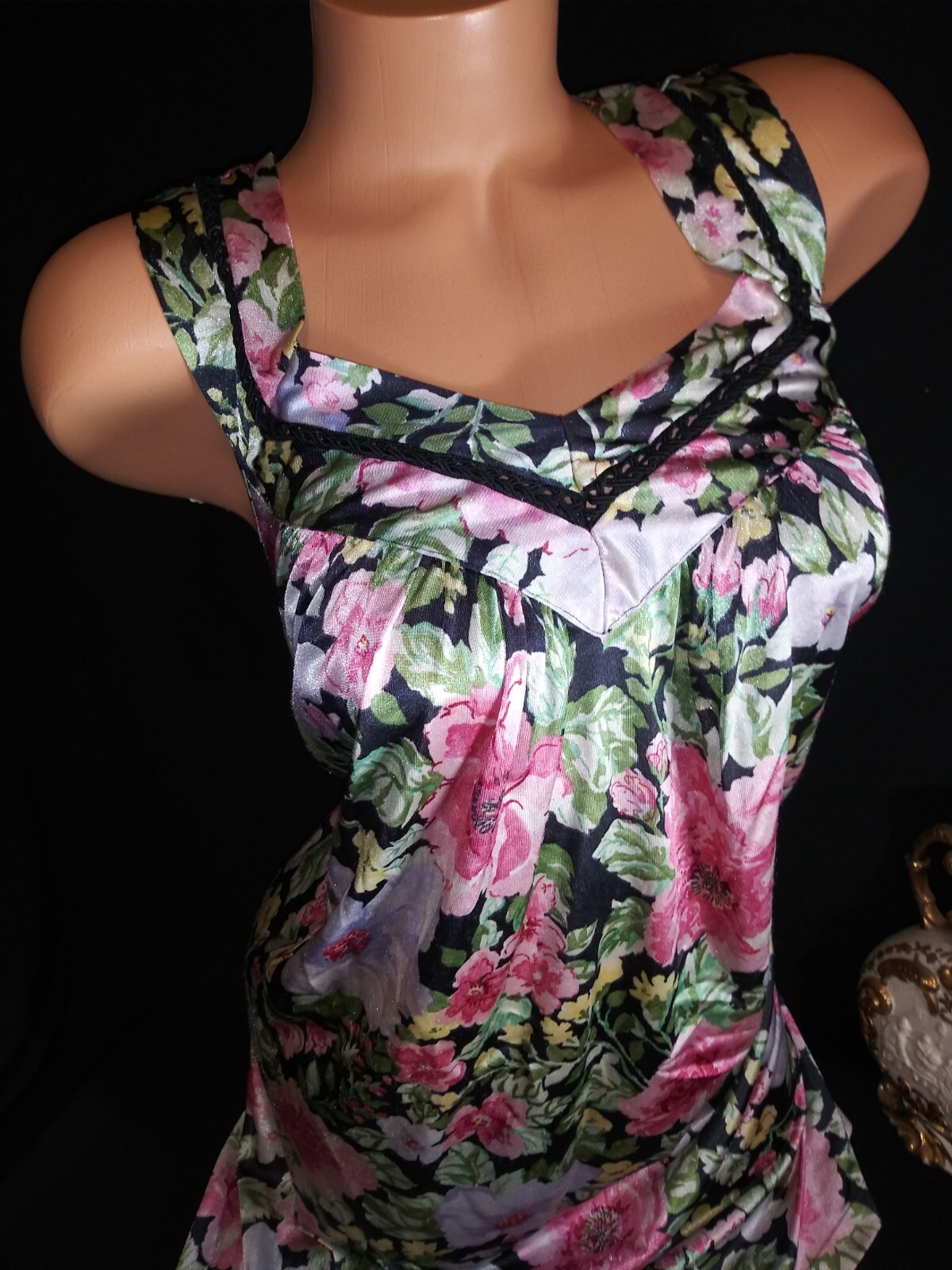 vtg Silky Soft BABYDOLL BUTTER SOFT NYLON Nightie nightgown gown for Robe