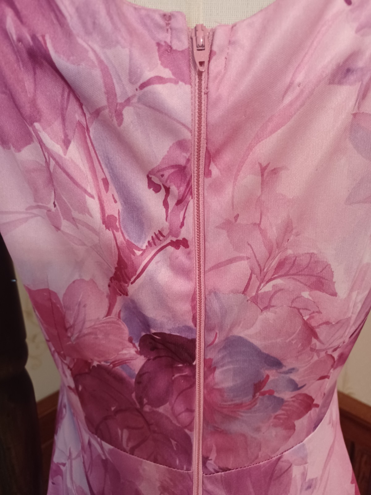 Vintage 1960s/70s Pink Pastel Romantic Mod Garden Party Watercolor Floral Dress