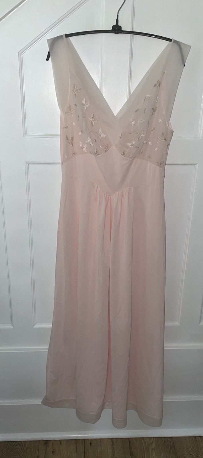 Vintage Vanity Fair Womens Full Length Embroidered Bust Nightgown Blush Pink 38