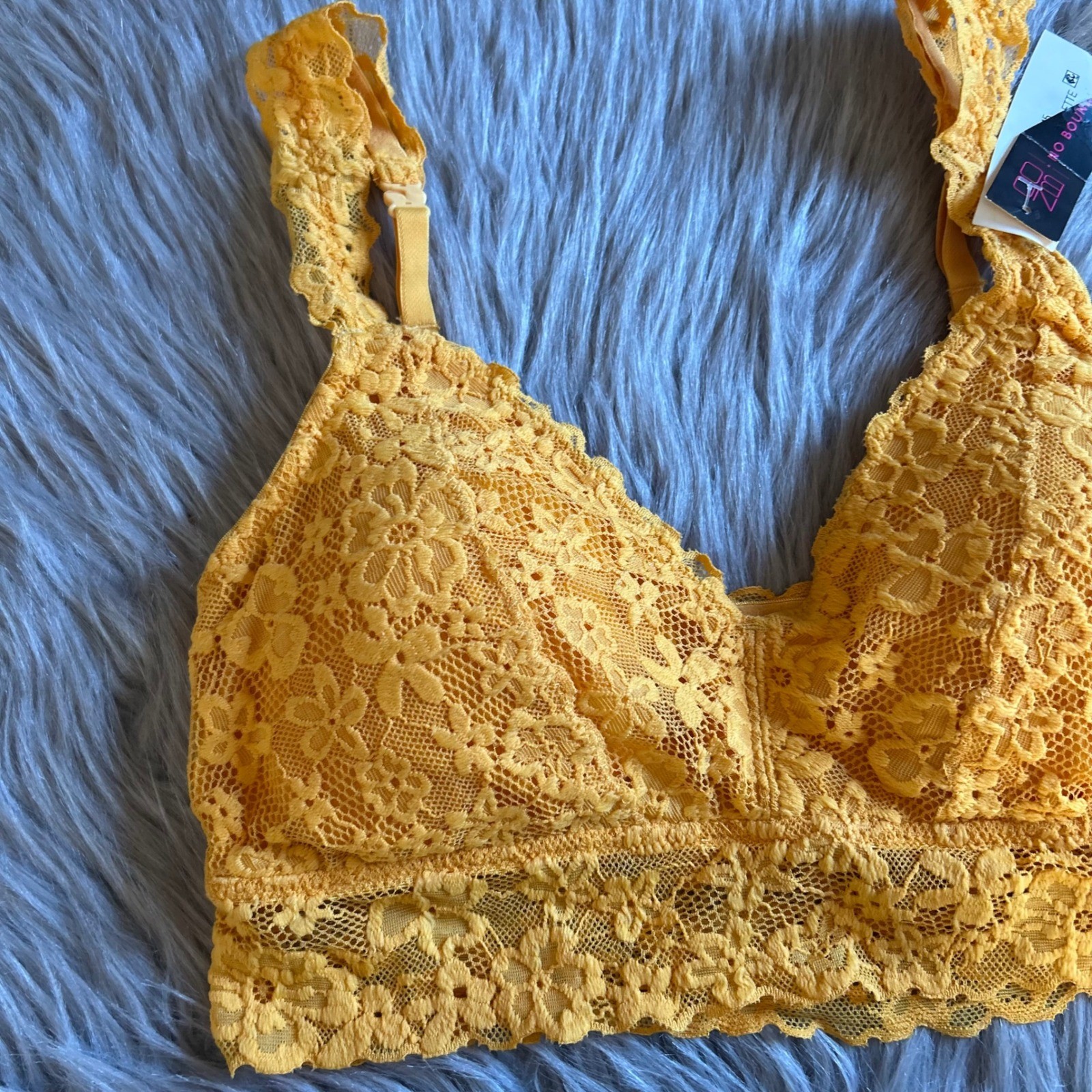 No Boundaries Wireless Bralette Womens Size Medium Yellow Floral Lace Bra