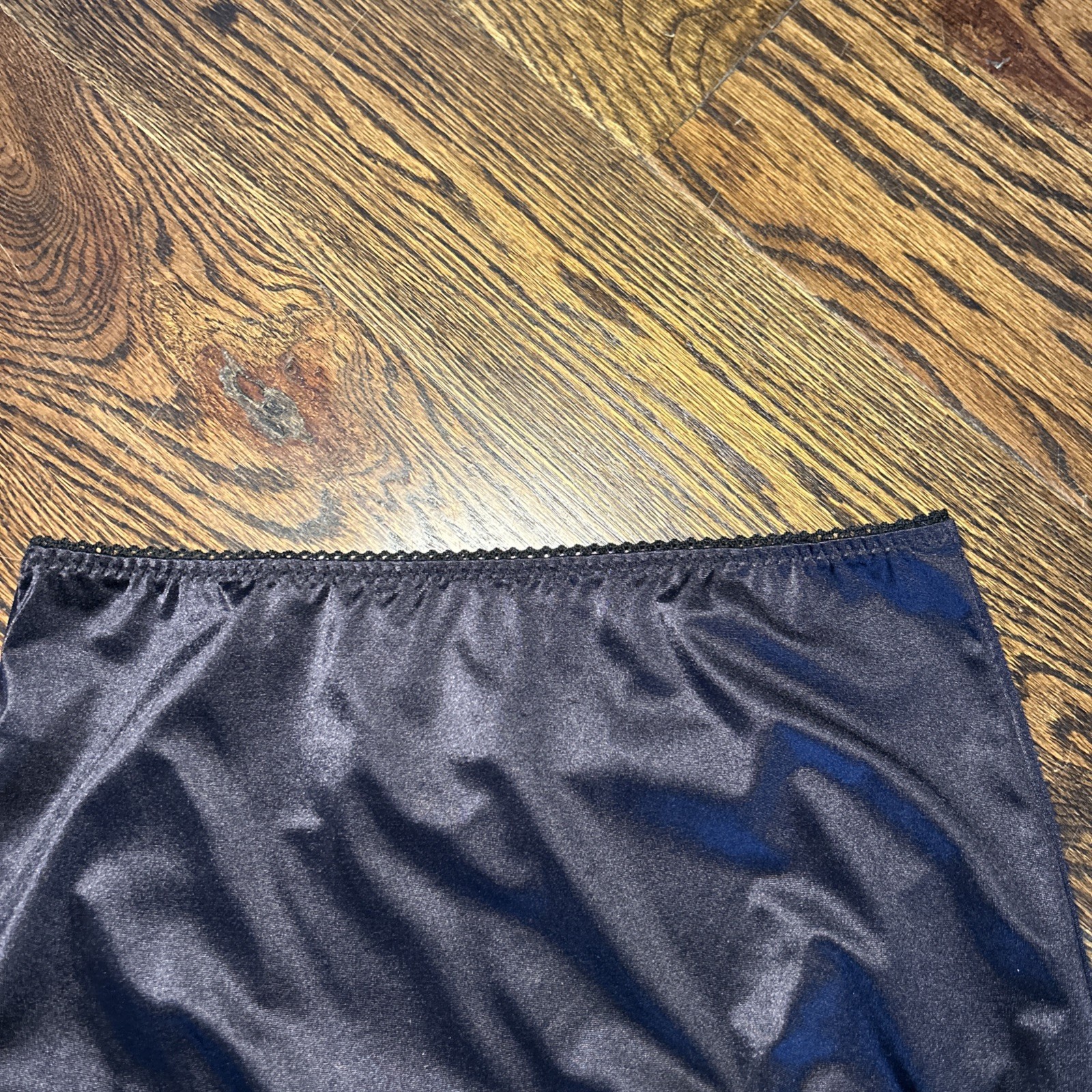 3X Vassarette Undershapers 40001 Light Control Briefs Panties Second Skin Satin