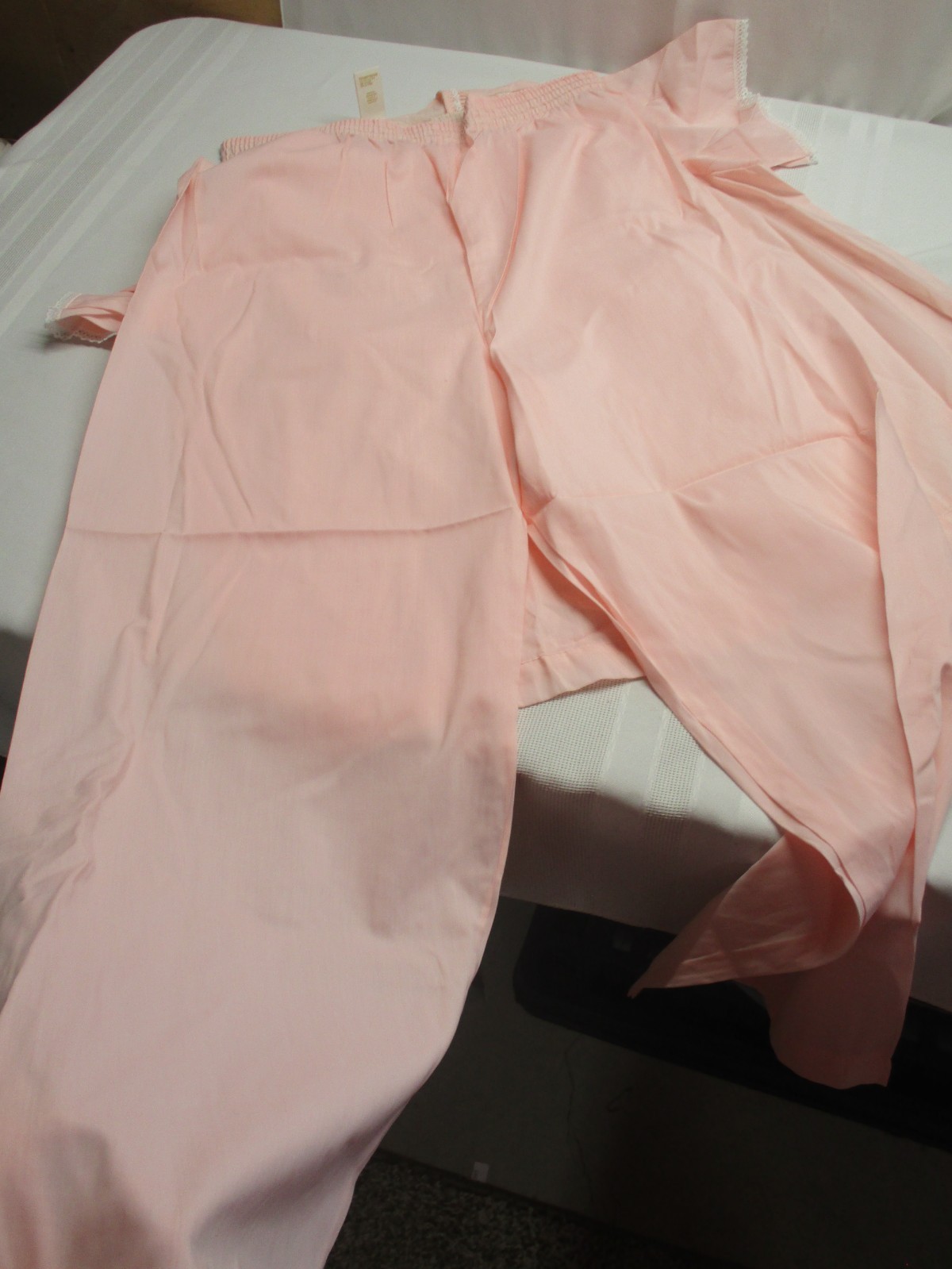 1970s BARBIZON PINK 2 PC PAJAMA SET ~ « LAZY JEANIE » ~ SIZE 16 ~ TOP WITH PANTS