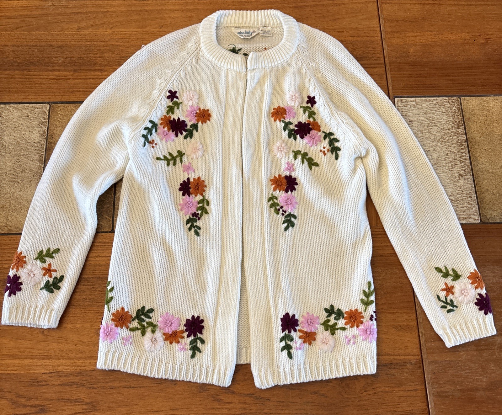 Vintage Miss Holly Flower Embroidered Knit Granny Boho Sweater Open Cardigan M