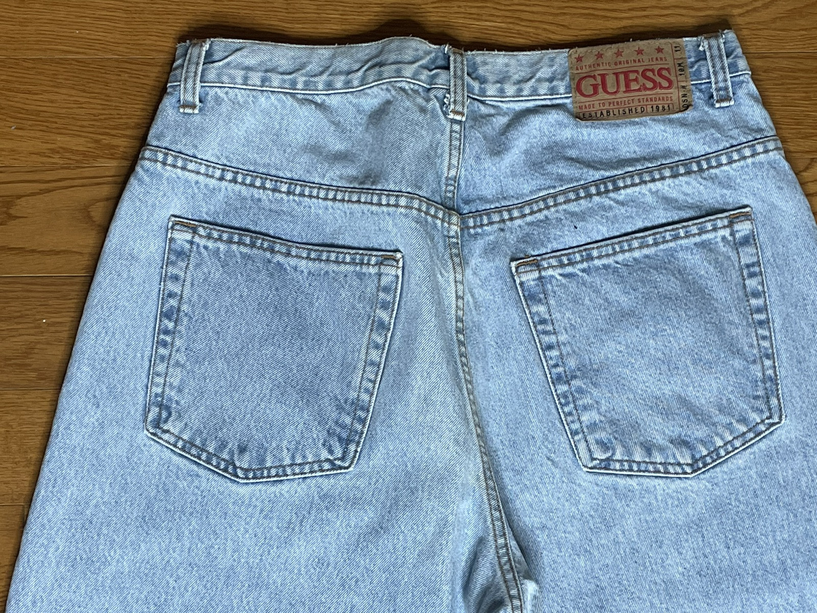 Guess 34×30 Actual 33×30 Mom High Waist Denim Taper Leg Y2K Double Button Jeans