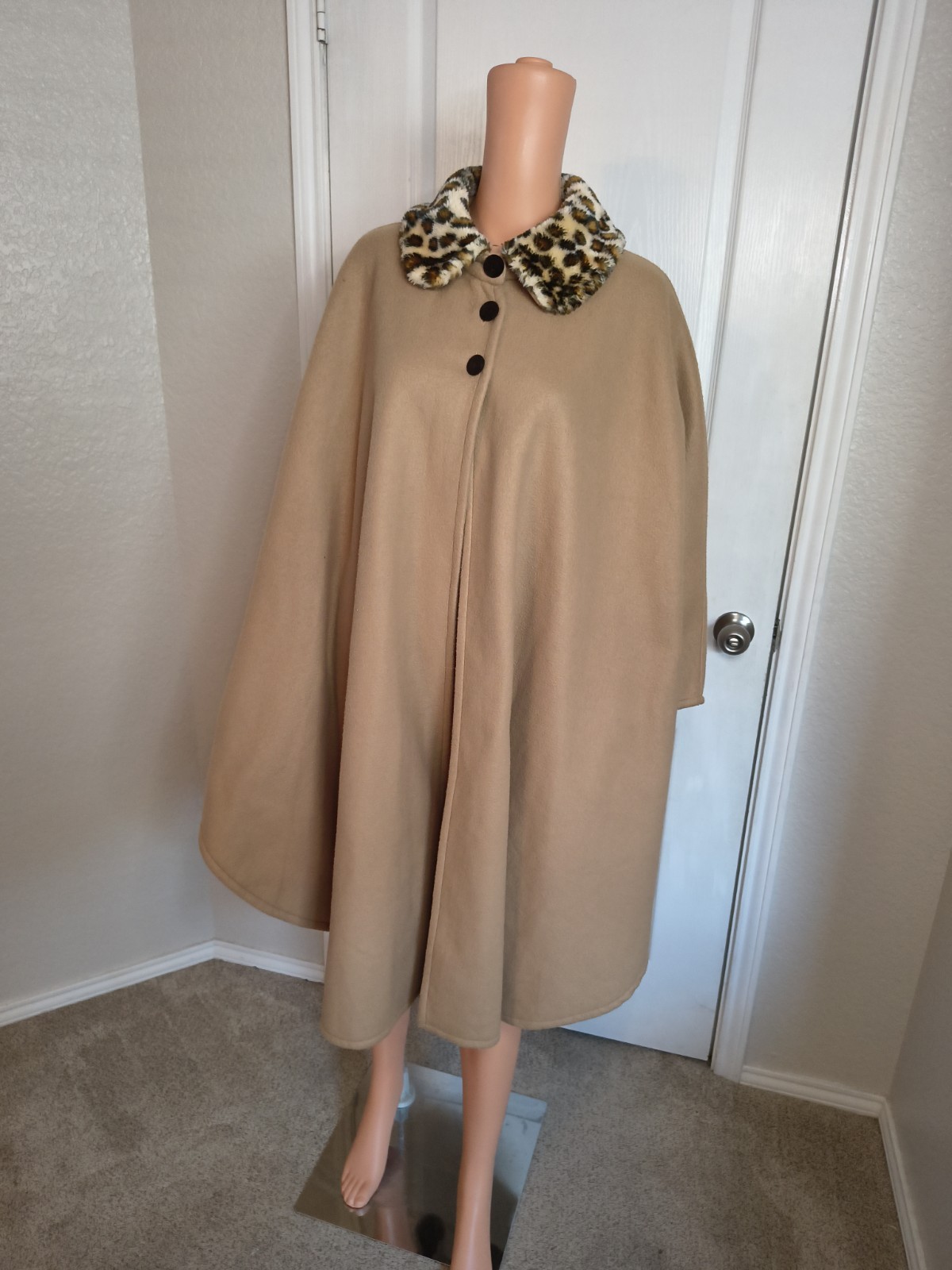 Vintage Boho Retro Glam Cape Faux Fur Cheetah Women&rsquo;s One Size Cape Repairs-DP40