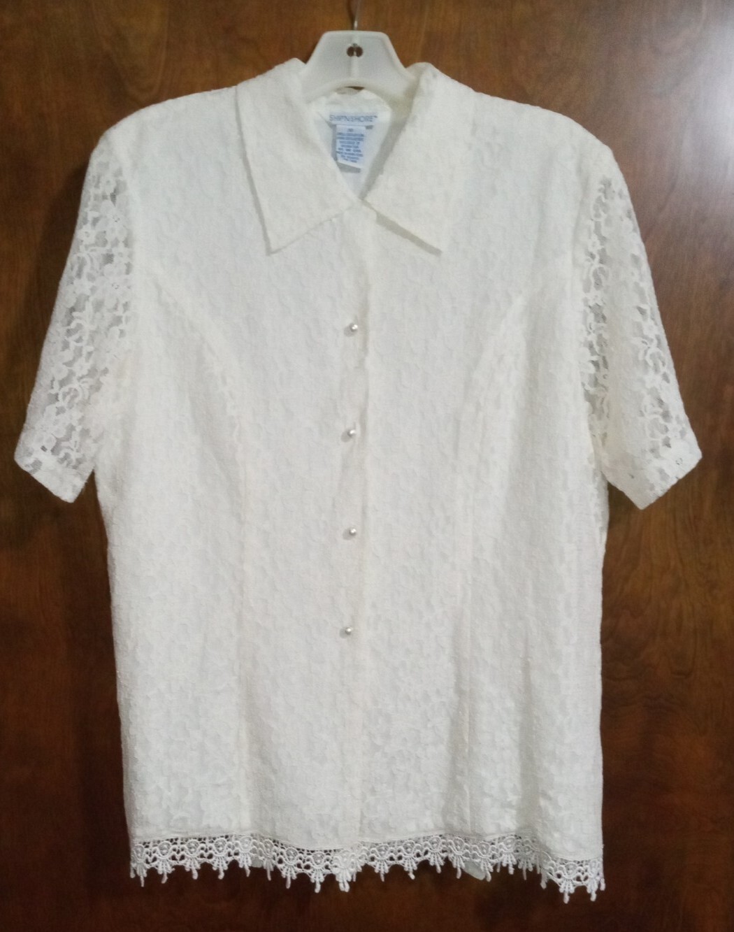 SHIP &lsquo;N SHORE Lace SS Blouse Women&rsquo;s White Pearl Buttons – Size 10 Vintage VGC