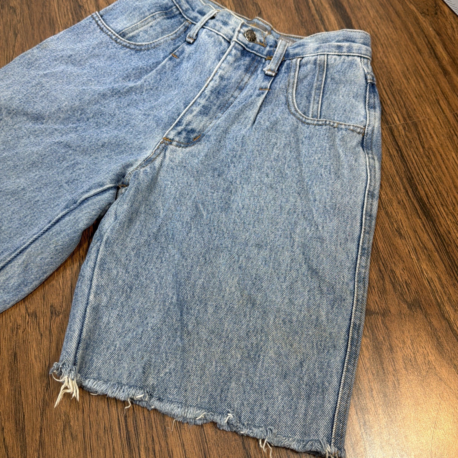 Vtg The Limited 70s 80s Jean Shorts Hi-rise Womens 2 Pleated USA 25×8.5 Cut Offs