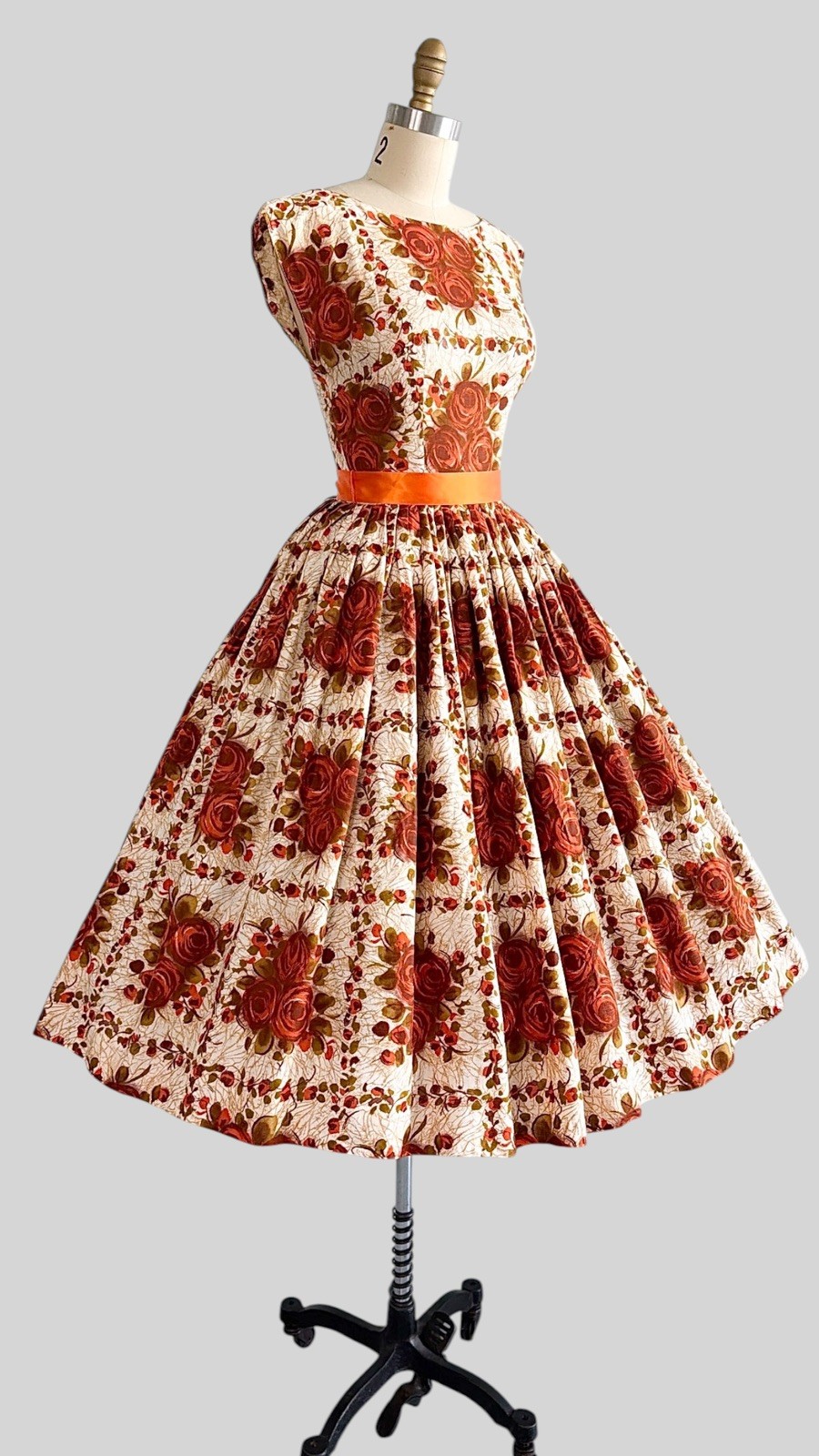 1950s 1960s Rose Print Cotton Sundress Floral Novelty Roses Bouquet Pinup Dress