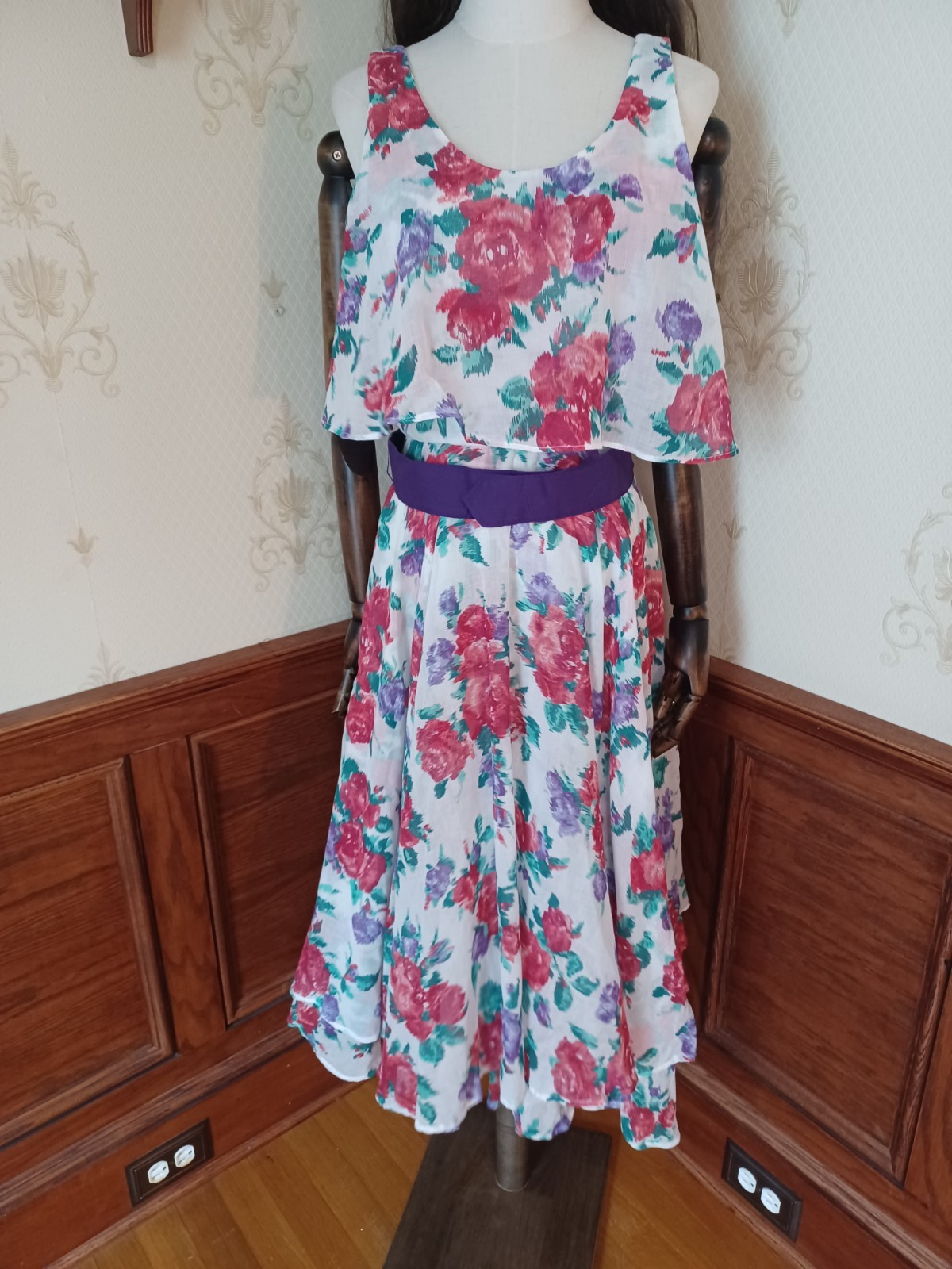 Vintage 1980s L. Rothschild Floral Print Tiered Cottagecore Prairie Tea Dress