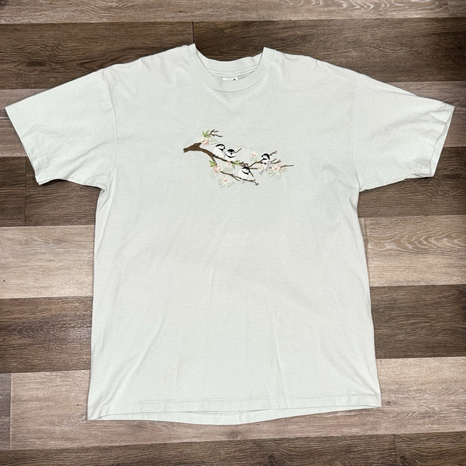 Vtg Anvil T-Shirt Single Stitch Sz XL Embroidered Birds Cotton Made in USA VGC