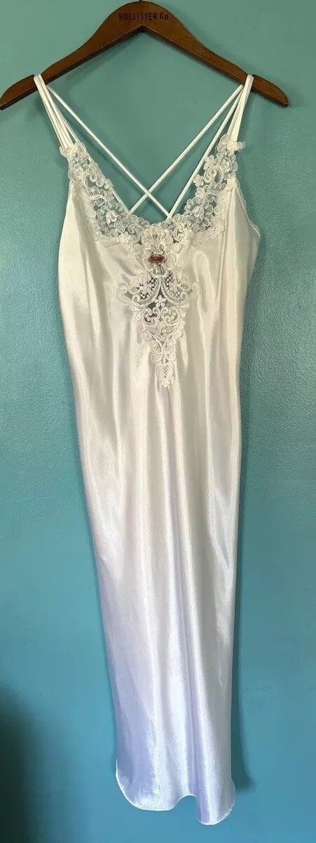 VTG SATIN HOLLYWOOD GOWN LUXE CALIFORNIA DYNASTY S Second Skin Glossy Negligee