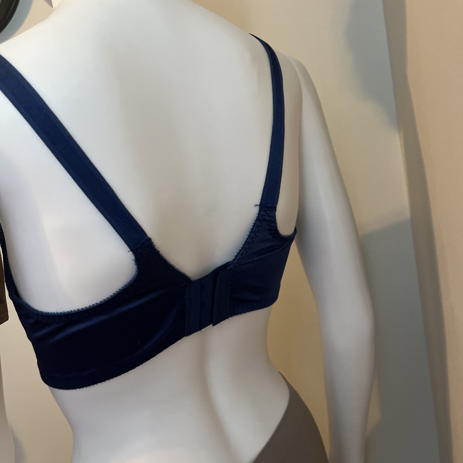 NWT Vintage Sears Lace Nylon Bra Full Figure Sz 36D Navy Blue Underwire