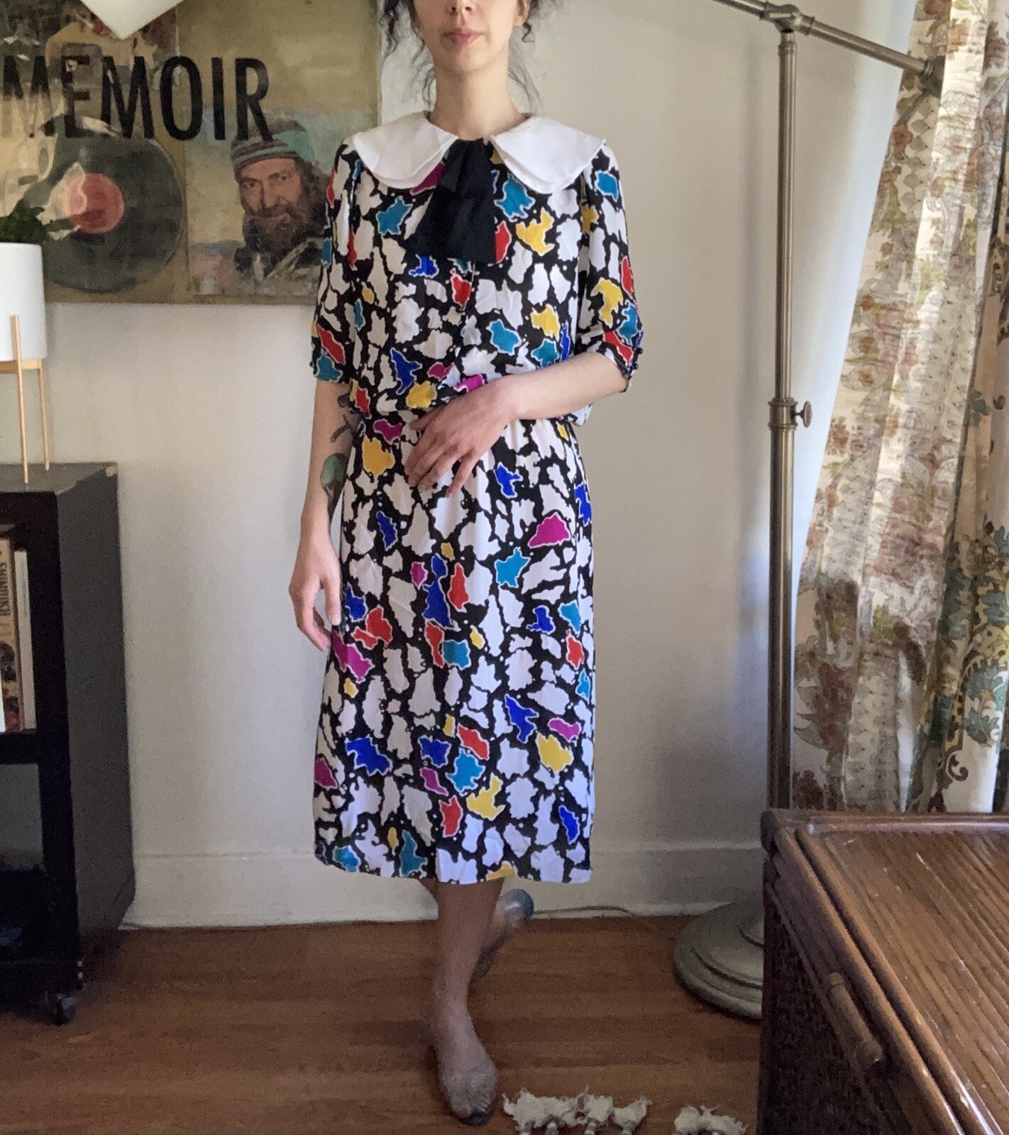 Vintage 1980 s J.B. Too Black Collar button front abstract short sleeved dress