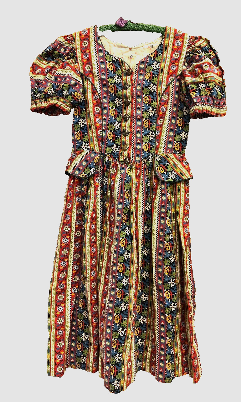 Vintage Linen Traditional Dirndyl Floral Beautiful German Woman&rsquo;s Dress XS