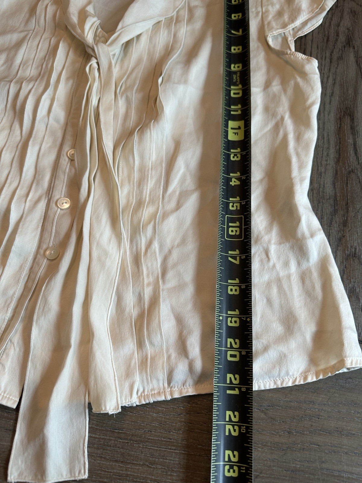 Vintage Talbots 100% Silk Pleated Blouse Shawl Collar Cream Cap Sleeve Size 10