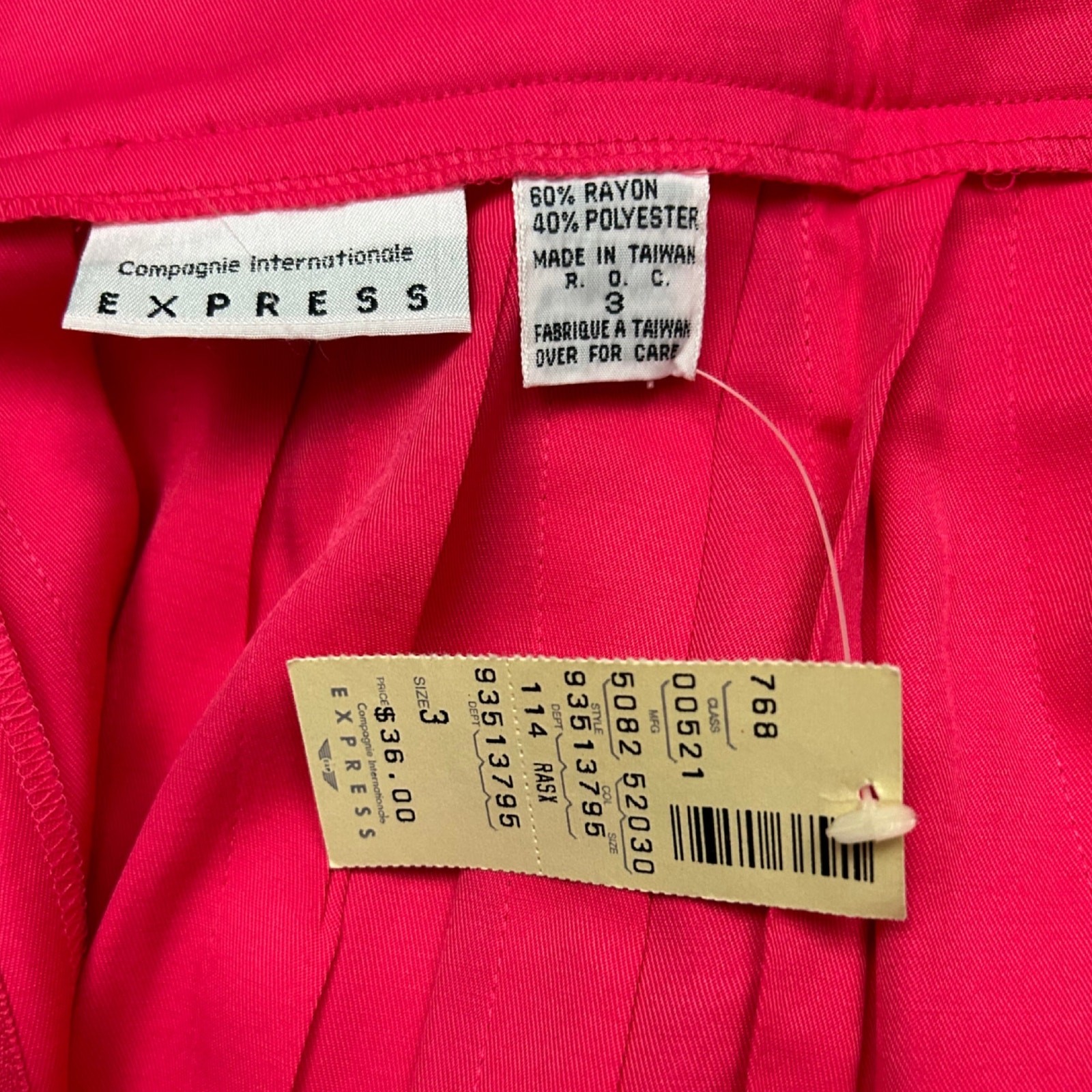 NWT 90s Express Pleated Skirt Pink High Waist A Line Mini Womens Size 3 ^