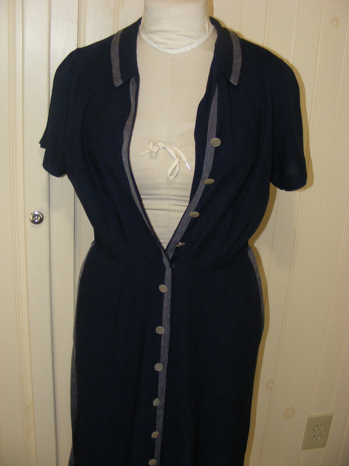 40S DRESS NAVY BLUE BUTTON UP LONG FULL SKIRT BELTED FLAT WAIST M