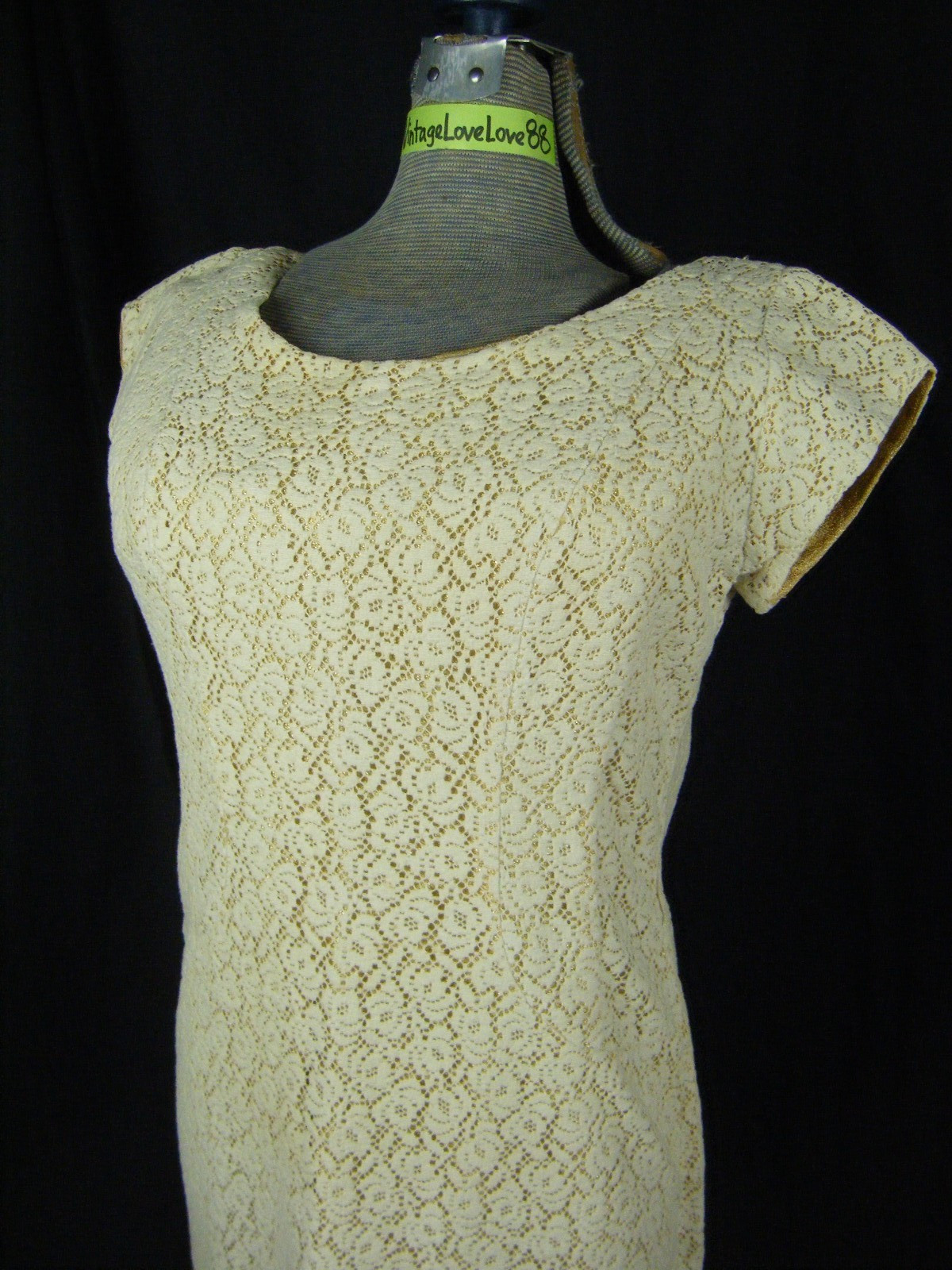 Vtg 60s Ivory Floral Golden Facing Hour Glass Party Dress-Bust 36.5/XS